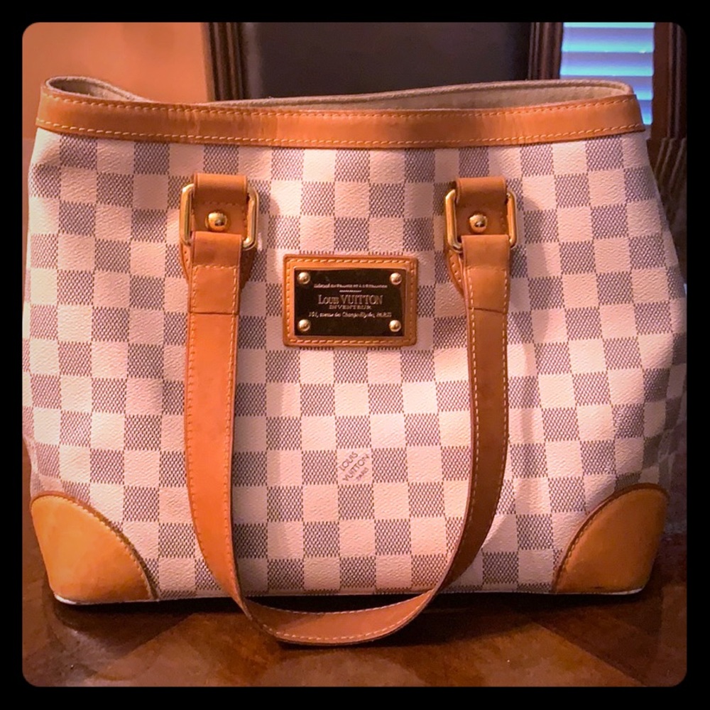 SOLD❗️Louis Vuitton Hampstead Pm